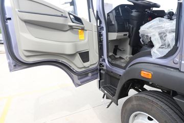 ����HOWOͳ˧ 2.5L���� 185���� �й�����12�� 3.85���Ű��դʽ�ῨͼƬ