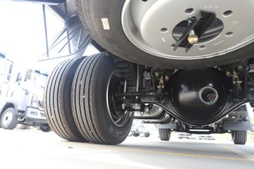 ����HOWOͳ˧ 2.5L���� 185���� �й�����12�� 3.85���Ű��դʽ�ῨͼƬ