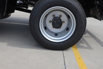 ����HOWOͳ˧ 2.5L���� 185���� �й�����12�� 3.85���Ű��դʽ�ῨͼƬ