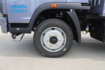 ����HOWOͳ˧ 2.5L���� 185���� �й�����12�� 3.85���Ű��դʽ�ῨͼƬ