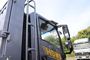 ����HOWOͳ˧T8 2.5L���� 185���� �й�����12�� 4.15�׵��Ų�դʽ�ῨͼƬ