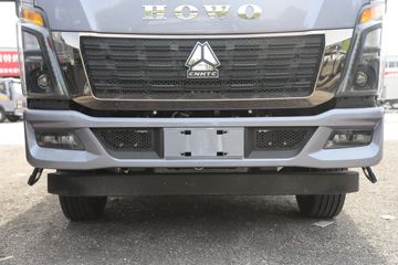 ����HOWOͳ˧T8 2.5L���� 185���� �й�����12�� 4.15�׵��Ų�դʽ�ῨͼƬ