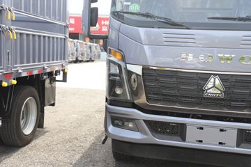 ����HOWOͳ˧T8 2.5L���� 185���� �й�����12�� 4.15�׵��Ų�դʽ�ῨͼƬ