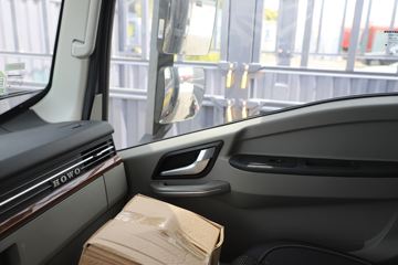 ����HOWOͳ˧T8 2.5L���� 185���� �й�����12�� 4.15�׵��Ų�դʽ�ῨͼƬ