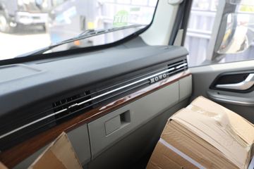 ����HOWOͳ˧T8 2.5L���� 185���� �й�����12�� 4.15�׵��Ų�դʽ�ῨͼƬ