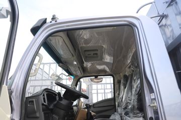 ����HOWOͳ˧T8 2.5L���� 185���� �й�����12�� 4.15�׵��Ų�դʽ�ῨͼƬ