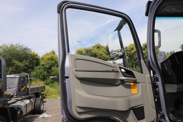 ����HOWOͳ˧T8 2.5L���� 185���� �й�����12�� 4.15�׵��Ų�դʽ�ῨͼƬ