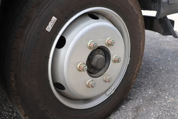 ����HOWOͳ˧T8 2.5L���� 185���� �й�����12�� 4.15�׵��Ų�դʽ�ῨͼƬ