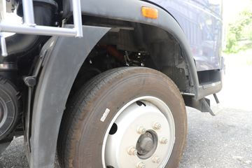 ����HOWOͳ˧T8 2.5L���� 185���� �й�����12�� 4.15�׵��Ų�դʽ�ῨͼƬ