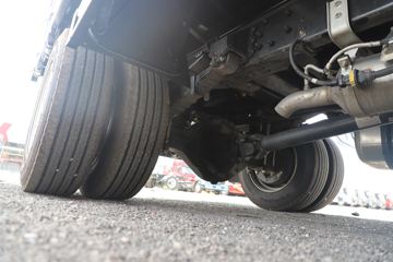 ����HOWOͳ˧T8 2.5L���� 185���� �й�����12�� 4.15�׵��Ų�դʽ�ῨͼƬ