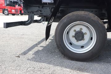 ����HOWOͳ˧T8 2.5L���� 185���� �й�����12�� 4.15�׵��Ų�դʽ�ῨͼƬ
