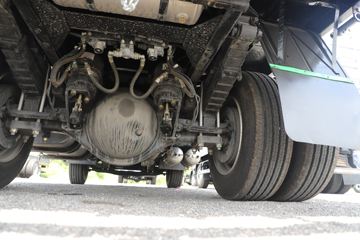 ����HOWOͳ˧T8 2.5L���� 185���� �й�����12�� 4.15�׵��Ų�դʽ�ῨͼƬ