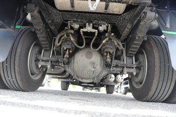 ����HOWOͳ˧T8 2.5L���� 185���� �й�����12�� 4.15�׵��Ų�դʽ�ῨͼƬ