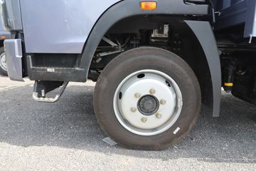 ����HOWOͳ˧T8 2.5L���� 185���� �й�����12�� 4.15�׵��Ų�դʽ�ῨͼƬ