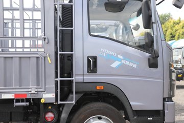 ����HOWOͳ˧ 2.5L���� 185���� �й�����12�� 4.15�׵��Ų�դʽ�ῨͼƬ