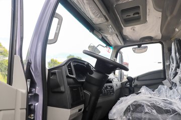 ����HOWOͳ˧ 2.5L���� 185���� �й�����12�� 4.15�׵��Ų�դʽ�ῨͼƬ