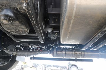 ����HOWOͳ˧ 2.5L���� 185���� �й�����12�� 4.15�׵��Ų�դʽ�ῨͼƬ