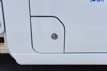 Զ�� ����F1E 2025�����˰� 3.2�׵��Ŵ��綯����΢�� ����51.39kWhͼƬ