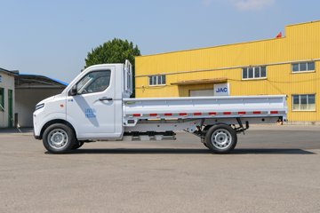 Զ�� ����F1E 2025�����˰� 3.2�׵��Ŵ��綯����΢�� ����51.39kWhͼƬ