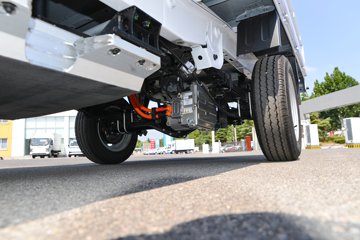 Զ�� ����F1E 2025�����˰� 3.2�׵��Ŵ��綯����΢�� ����51.39kWhͼƬ