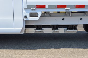 Զ�� ����F1E 2025�����˰� 3.2�׵��Ŵ��綯����΢�� ����51.39kWhͼƬ