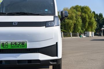 Զ������V8E 2025�� ����� 2�� ���綯��ջ��� ����ʱ��50.2kWhͼƬ