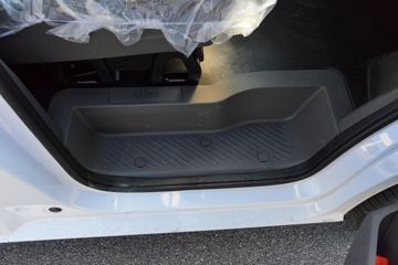 Զ������V8E 2025�� ����� 2�� ���綯��ջ��� ����ʱ��50.2kWhͼƬ