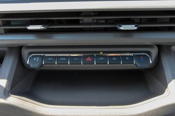 Զ������V8E 2025�� ����� 2�� ���綯��ջ��� ����ʱ��50.2kWhͼƬ