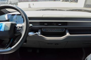 Զ������V8E 2025�� ����� 2�� ���綯��ջ��� ����ʱ��50.2kWhͼƬ