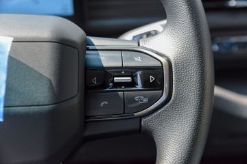 Զ������V8E 2025�� ����� 2�� ���綯��ջ��� ����ʱ��50.2kWhͼƬ