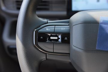 Զ������V8E 2025�� ����� 2�� ���綯��ջ��� ����ʱ��50.2kWhͼƬ
