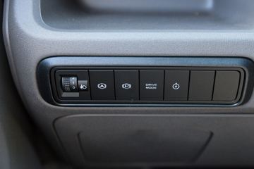 Զ������V8E 2025�� ����� 2�� ���綯��ջ��� ����ʱ��50.2kWhͼƬ