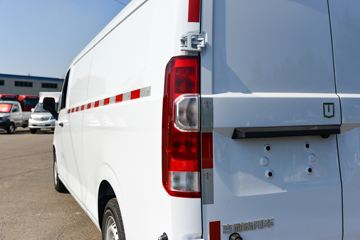 Զ������V8E 2025�� ����� 2�� ���綯��ջ��� ����ʱ��50.2kWhͼƬ