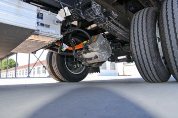 Զ������F3E 2025���ǻ۰� Һɲ 3.82�׵��Ŵ��綯��ʽ΢�� ����65kWhͼƬ