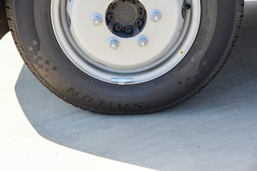 Զ������F3E 2025���ǻ۰� Һɲ 3.82�׵��Ŵ��綯��ʽ΢�� ����65kWhͼƬ