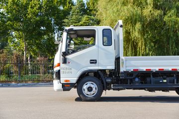 ����������V7 2.5L���� 155���� ����6�� ��ɲ 3.85���Ű������ῨͼƬ