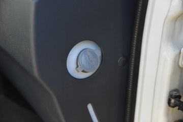 ����������V7 2.5L���� 155���� ����6�� ��ɲ 3.85���Ű������ῨͼƬ