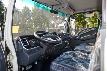����������V7 2.5L���� 155���� ����6�� ��ɲ 3.85���Ű������ῨͼƬ