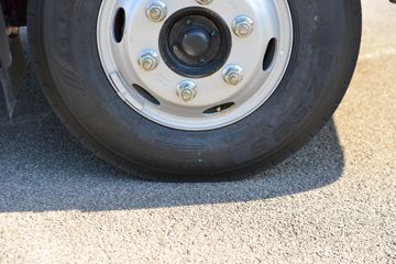 ����������V7 2.5L���� 155���� ����6�� ��ɲ 3.85���Ű������ῨͼƬ