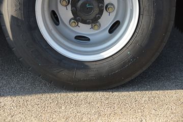 ����������V7 2.5L���� 155���� ����6�� ��ɲ 3.85���Ű������ῨͼƬ