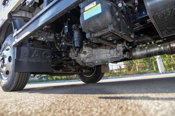 ����������V7 2.5L���� 155���� ����6�� ��ɲ 3.85���Ű������ῨͼƬ