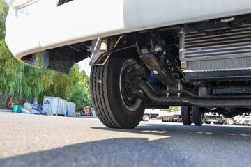 ����������V7 2.5L���� 155���� ����6�� ��ɲ 3.85���Ű������ῨͼƬ