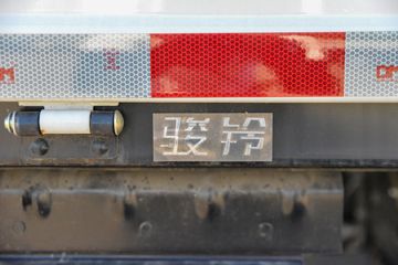����������V7 2.5L���� 155���� ����6�� ��ɲ 3.85���Ű������ῨͼƬ