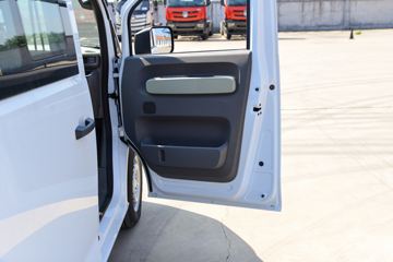 Զ������V8E���ܰ� Ӫ�˰� 6�� ���綯��� ����65kWhͼƬ