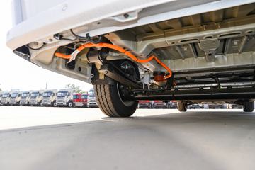 Զ������V8E���ܰ� Ӫ�˰� 6�� ���綯��� ����65kWhͼƬ