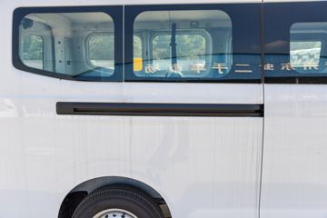 Զ������V8E���ܰ� Ӫ�˰� 6�� ���綯��� ����65kWhͼƬ