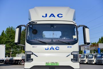 ����˧��ES9 4.18�׵��Ŵ��綯��ʽ�Ῠ ����ʱ��140.41kWhͼƬ