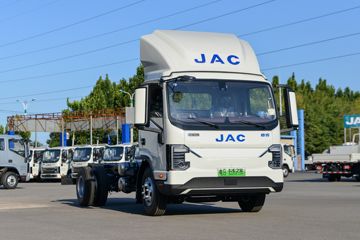 ����˧��ES9 4.18�׵��Ŵ��綯��ʽ�Ῠ ����ʱ��140.41kWhͼƬ