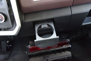 ����˧��ES9 4.18�׵��Ŵ��綯��ʽ�Ῠ ����ʱ��140.41kWhͼƬ
