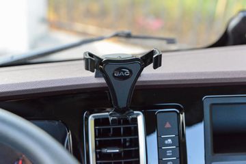 ����˧��ES9 4.18�׵��Ŵ��綯��ʽ�Ῠ ����ʱ��140.41kWhͼƬ